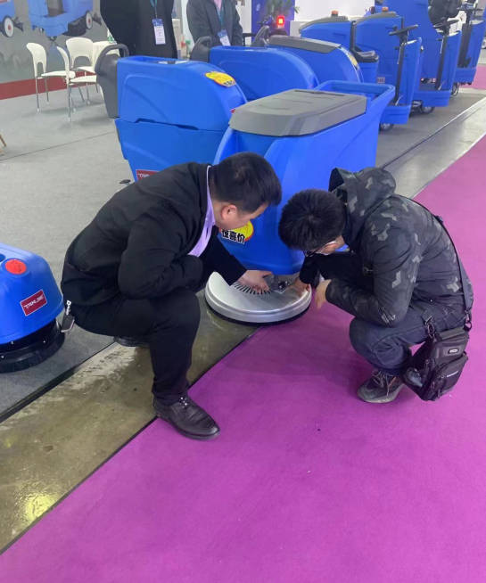 益阳小型电动洗地机是否适合用于环卫保洁