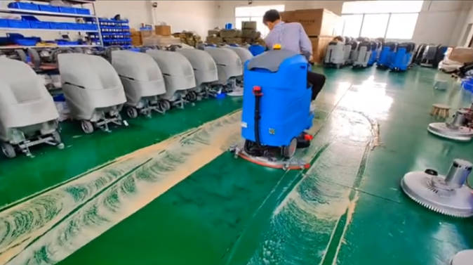 益阳2023年还在用人工的物业保洁不妨试试洗地机吧