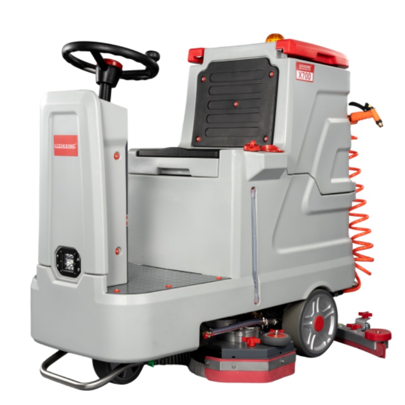 益阳坦洁全自动驾驶式洗地机X700